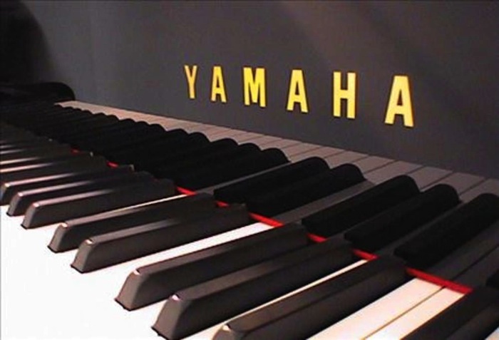 yamaha_piano_logo