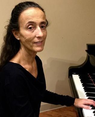 Pianist Nuria Planas-Vilanova In Concert!
