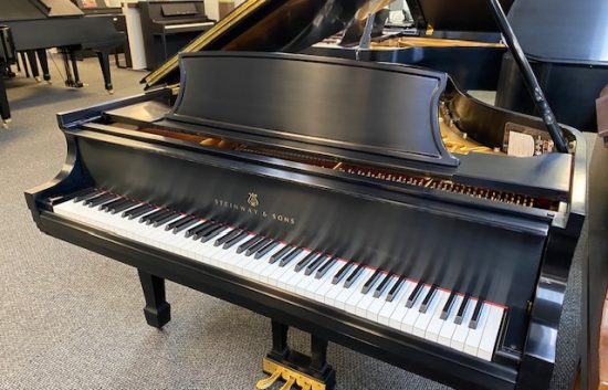 Steinway M Baby Grand Used